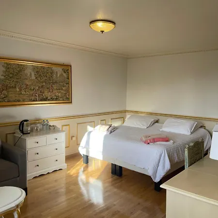 Chateau Du Boulay Morin 4* Le Boulay-Morin